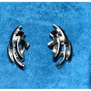 Vintage Silver‎ Tone Clip On Earrings